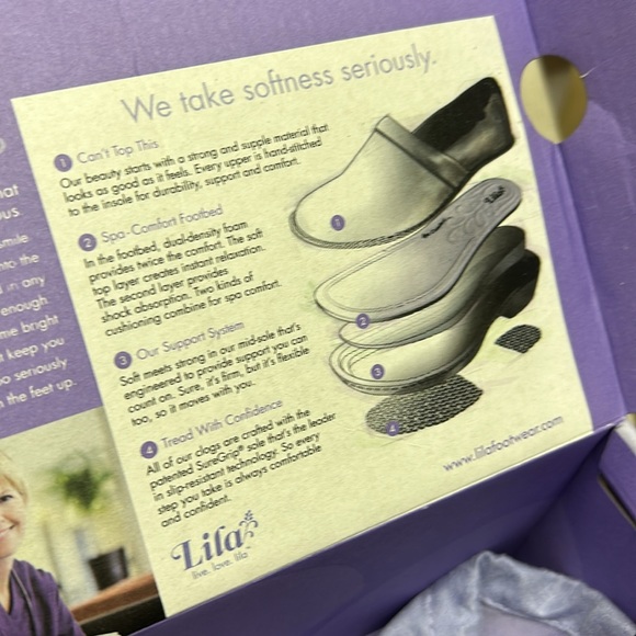 Lila medical sure grip shoes barely worn 7.5 medium - Picture 10 of 14